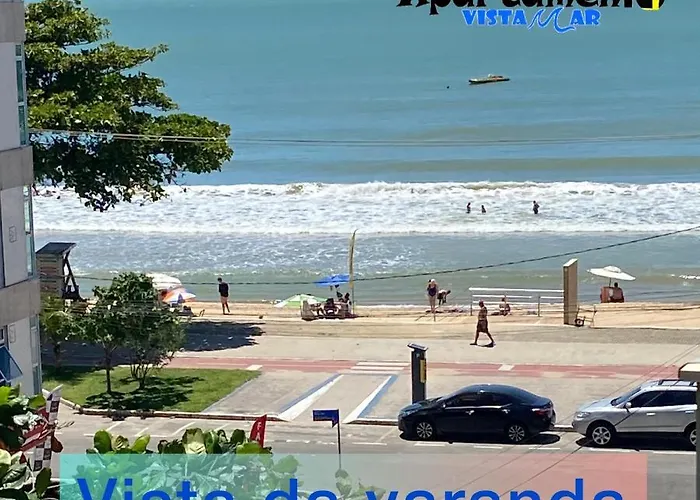 Apartamento Vista Mar - 2 quartos - Praia do Morro - prédio frente Mar - elevador - atravessou a avenida, já está na praia - com garagem - internet